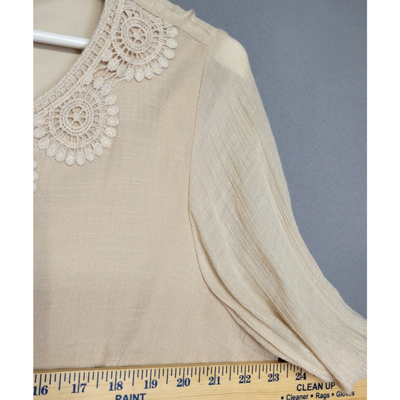 Indigo Rose Boho Top Womens 2X Beige Overlay Lace V-Neck 3/4 Split Sleeve Tunic - Picture 7 of 12